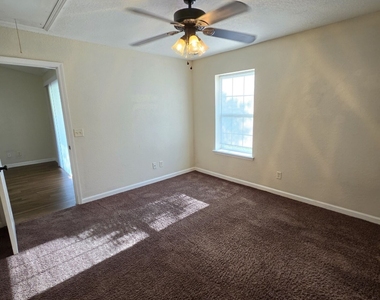403 S Ashley Street - Photo Thumbnail 17