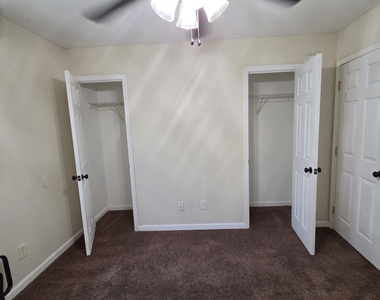 403 S Ashley Street - Photo Thumbnail 27