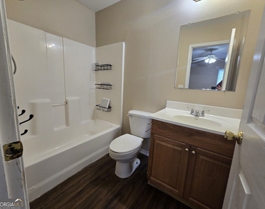 407 S Ashley Street - Photo Thumbnail 20