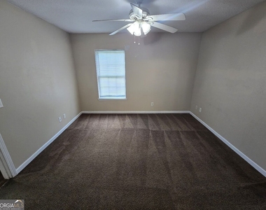 407 S Ashley Street - Photo Thumbnail 18