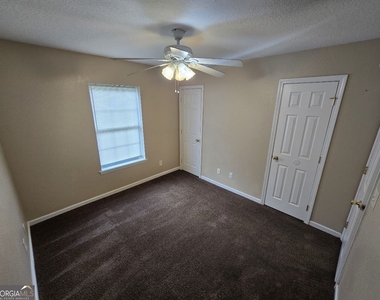 407 S Ashley Street - Photo Thumbnail 26