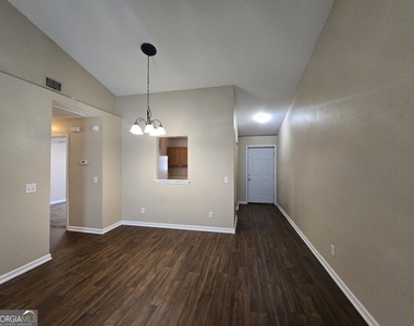 407 S Ashley Street - Photo Thumbnail 15