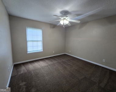 407 S Ashley Street - Photo Thumbnail 17