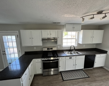 448 Canoga Court - Photo Thumbnail 23