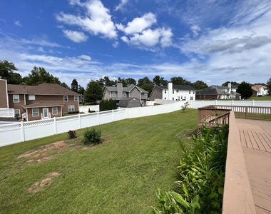 448 Canoga Court - Photo Thumbnail 7