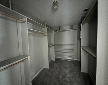 448 Canoga Court - Photo Thumbnail 51