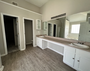 448 Canoga Court - Photo Thumbnail 49