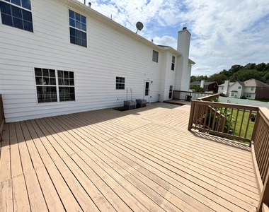448 Canoga Court - Photo Thumbnail 13