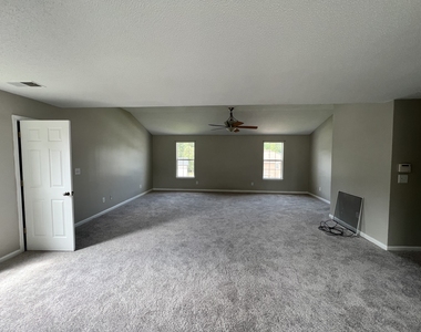 448 Canoga Court - Photo Thumbnail 41