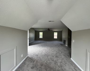 448 Canoga Court - Photo Thumbnail 47