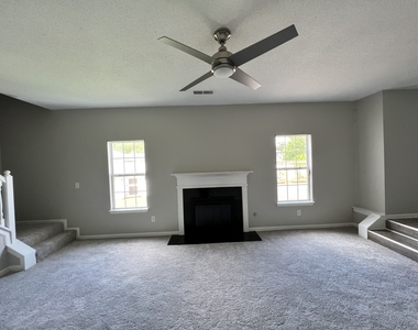 448 Canoga Court - Photo Thumbnail 35