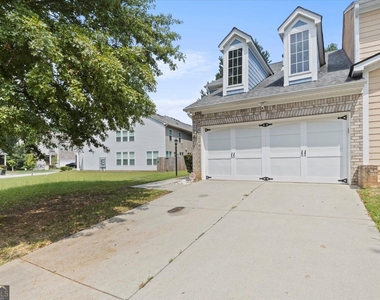 6293 Colonial View - Photo Thumbnail 1