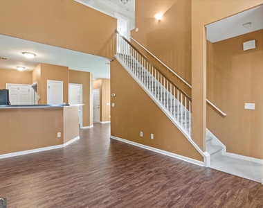6293 Colonial View - Photo Thumbnail 5