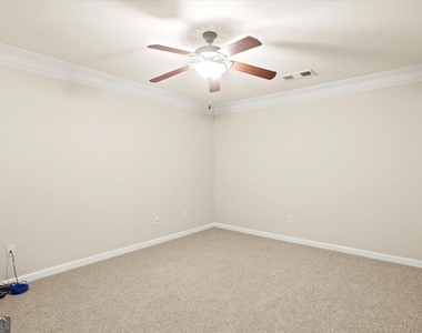 6293 Colonial View - Photo Thumbnail 13