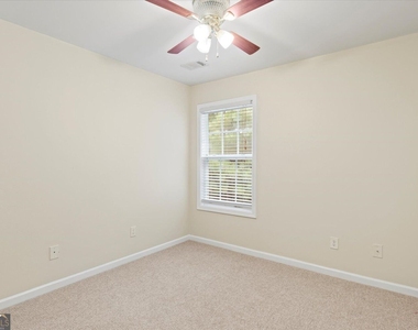 6293 Colonial View - Photo Thumbnail 12