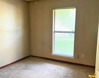 233 Ridge Road - Photo Thumbnail 11