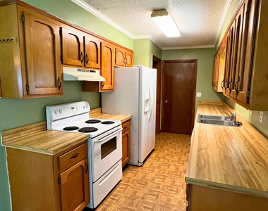 233 Ridge Road - Photo Thumbnail 6