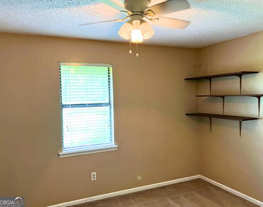 233 Ridge Road - Photo Thumbnail 10
