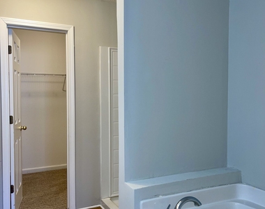 8262 Parkwood Place - Photo Thumbnail 6