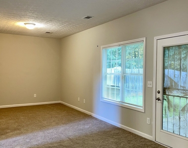 8262 Parkwood Place - Photo Thumbnail 10