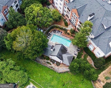 3636 Habersham Road Nw - Photo Thumbnail 32