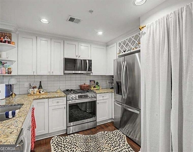 3636 Habersham Road Nw - Photo Thumbnail 11