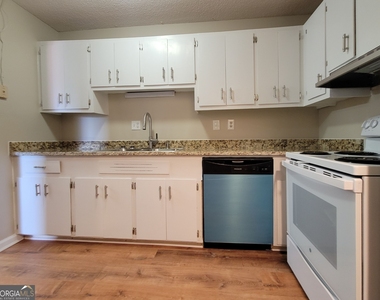 424 Highway 211 Nw - Photo Thumbnail 2
