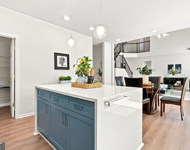 853 Van Briggle Path - Photo Thumbnail 14