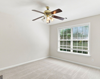 853 Van Briggle Path - Photo Thumbnail 31
