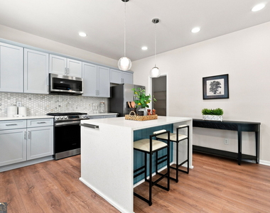 853 Van Briggle Path - Photo Thumbnail 13