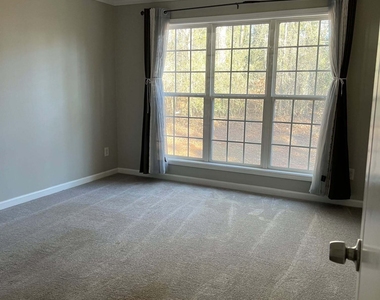 38 Grier Lane - Photo Thumbnail 3