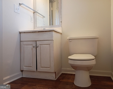 114 Lafayette Court - Photo Thumbnail 10