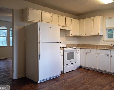 114 Lafayette Court - Photo Thumbnail 5