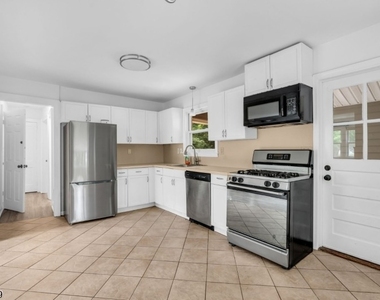 106 Mountain Ave - Photo Thumbnail 12
