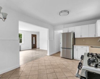 106 Mountain Ave - Photo Thumbnail 13