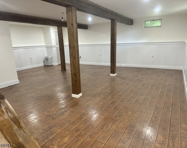 1058 Hoffman Rd - Photo Thumbnail 19