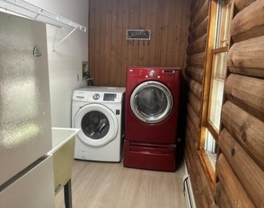 1058 Hoffman Rd - Photo Thumbnail 15