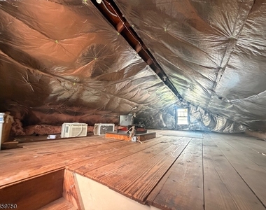 33 Poplar Ave - Photo Thumbnail 21