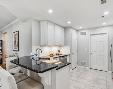61 Taft Ln - Photo Thumbnail 8