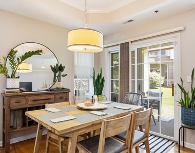 61 Taft Ln - Photo Thumbnail 3