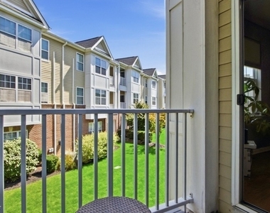 61 Taft Ln - Photo Thumbnail 20