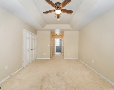 2 Meadow Lakes Dr - Photo Thumbnail 18