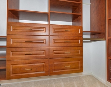 2 Meadow Lakes Dr - Photo Thumbnail 14