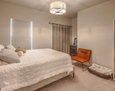 63 Gerhard Pl - Photo Thumbnail 15