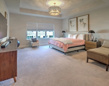 63 Gerhard Pl - Photo Thumbnail 5