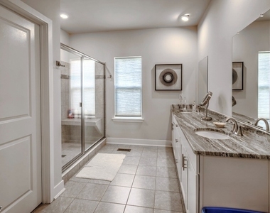 63 Gerhard Pl - Photo Thumbnail 8