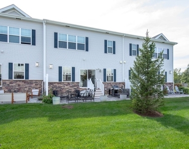 63 Gerhard Pl - Photo Thumbnail 18