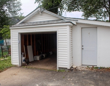 137 Centerton Dr - Photo Thumbnail 2