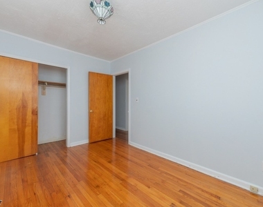 24 Morris Ave - Photo Thumbnail 20