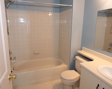 128 Arbor Way - Photo Thumbnail 11
